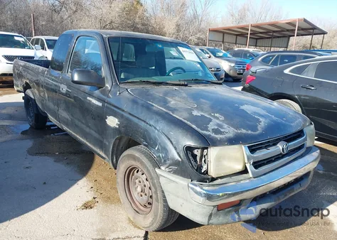 2000 Toyota Tacoma z USA, uszkodzony, nr VIN 4TAVL52N1YZ590912